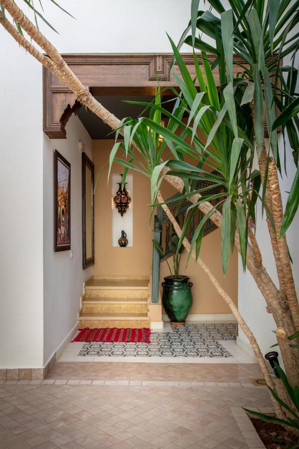 Riad Les Cigognes Marrakesh Exterior foto