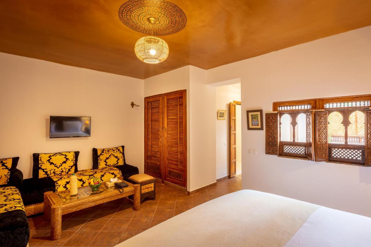 Riad Les Cigognes Marrakesh Exterior foto